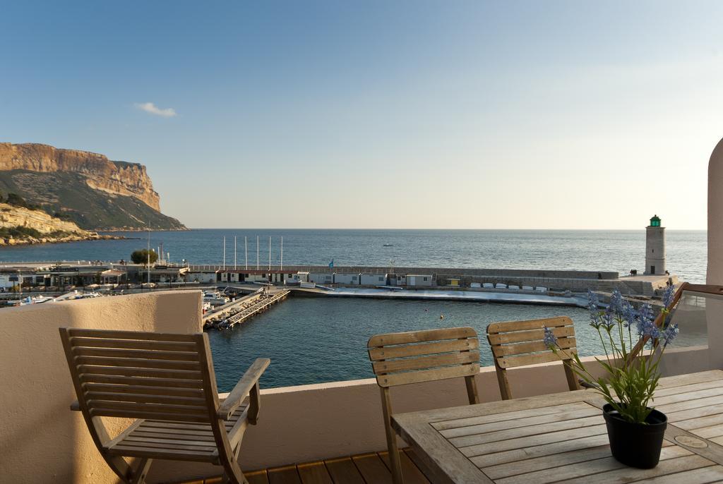 Les Barques, Vue Splendide Sur Le Port De Cassis Daire Oda fotoğraf